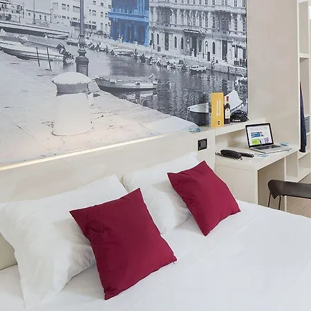 B&B Hotel Trieste Szálloda