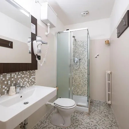 的里雅斯特b&b酒店 3* 的里雅斯特