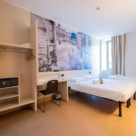 的里雅斯特b&b酒店 3*