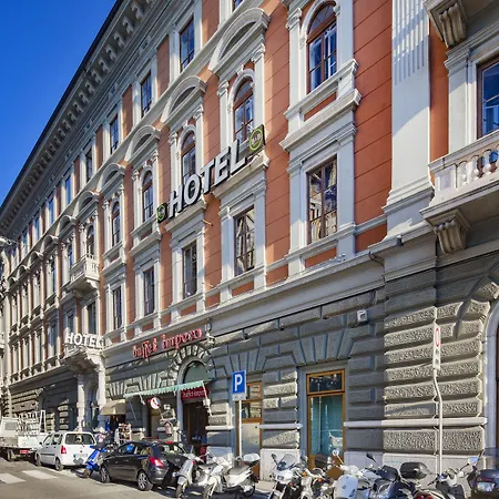 B&B Hotel Trieste Hotel