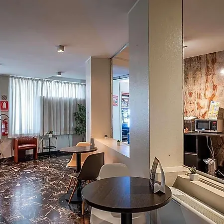 Szálloda B&B Hotel Trieste