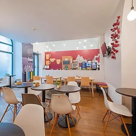 Szálloda B&B Hotel Trieste Trieszt