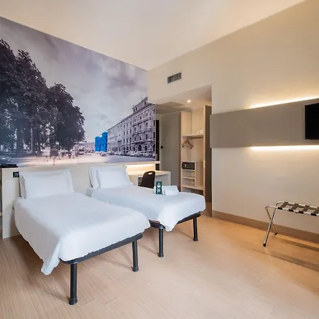 B&B Hotel Trieste Otel